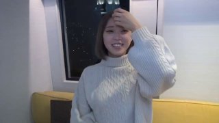 知名漫展巨乳COS『小尤奈』 表情淫蕩